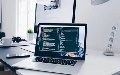 Por qué tu empresa en Granada necesita una página web profesional